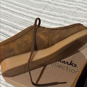 Women’s Clarks crepe sole shoes. I wore these one time. They are a size 7